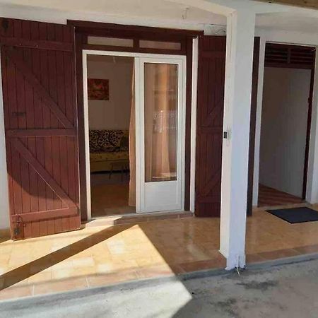 Appartement A Proximite De La Plage Du Bourg ! Сен-Ан Екстериор снимка