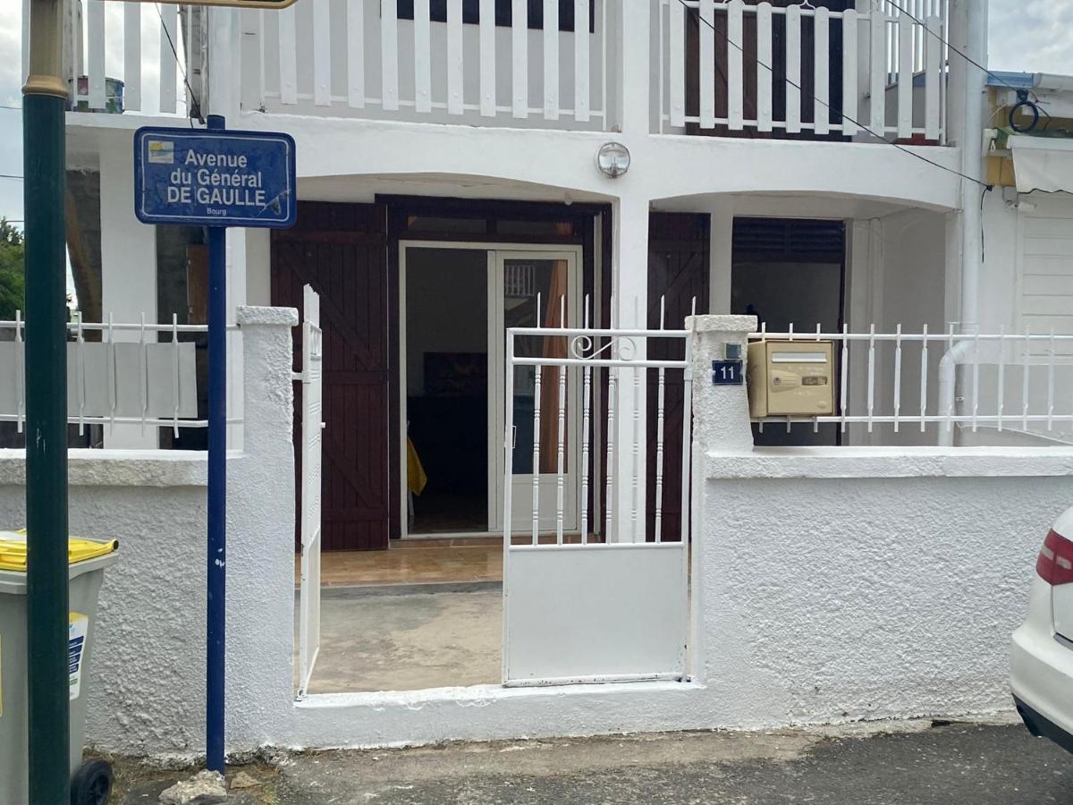Appartement A Proximite De La Plage Du Bourg ! Сен-Ан Екстериор снимка